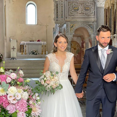 Filippo Di Costanzo e Alessia Schiavo hanno pronunciato il loro fatidico "Sì" /foto gallery