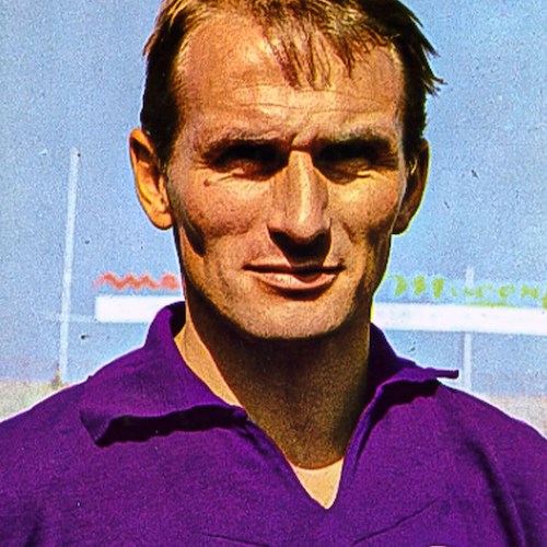 Fiorentina, è morto a 89 anni l'ex calciatore svedese Hamrin