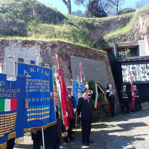 Fosse Ardeatine, Meloni: "335 italiani barbaramente trucidati". E scoppia la polemica