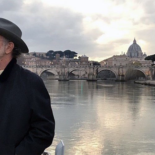 Francesco De Gregori compie 70 anni, la musica italiana celebra uno dei più grandi interpreti