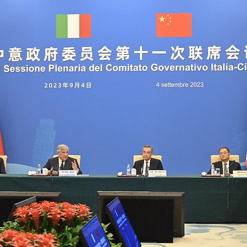 Antonio Tajani nel bilaterale con la Cina<br />&copy; pagina Facebook Antonio Tajani