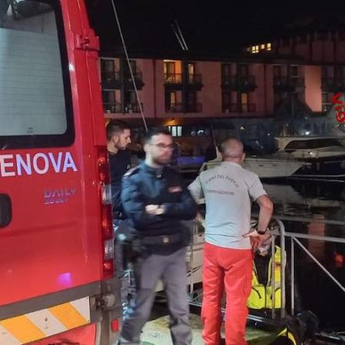 Genova, tragedia nel porto antico, recuperato il corpo senza vita di un 60enne: non si esclude suicidio 