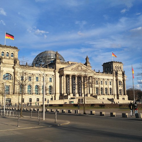 Germania, pianificavano golpe con attacco al Parlamento di Berlino