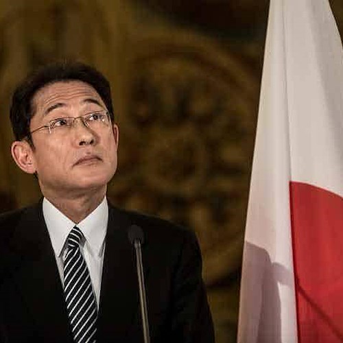 Giappone, esplosione durante comizio elettorale del premier Kishida che rimane illeso