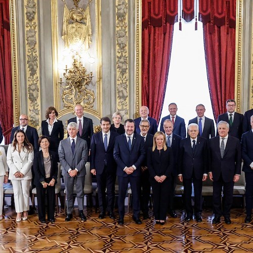 Governo, Giorgia Meloni dopo il giuramento: "Subito al lavoro per servire il Paese"