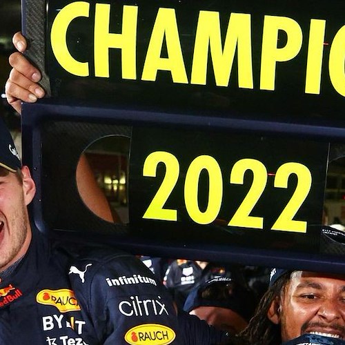 Gran Premio del Giappone: Verstappen vince ed è campione del mondo