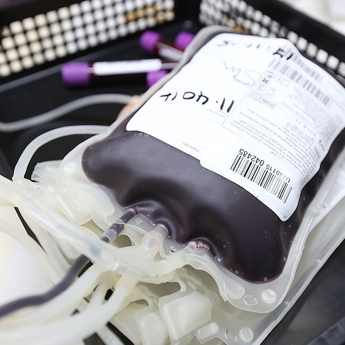 Ha bisogno di una trasfusione ma c'è carenza di sangue: ecco come donare per Teresa, amalfitana ricoverata a Pagani