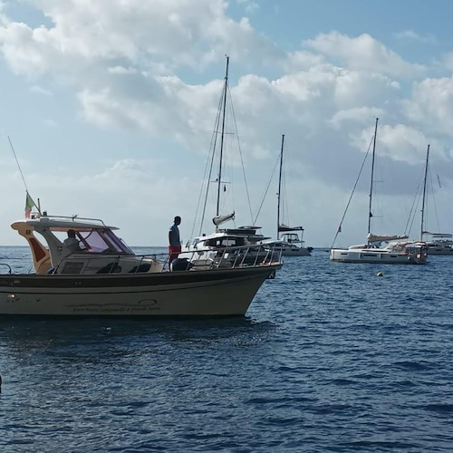 I velisti newyorkesi salutano la Costa d'Amalfi e la Penisola Sorrentina dopo due giorni nell'Area Marina Protetta