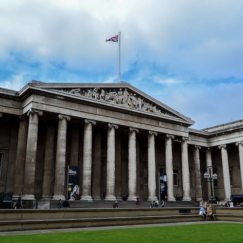 Il Cairo chiama Londra: "Ridateci la stele di Rosetta"
