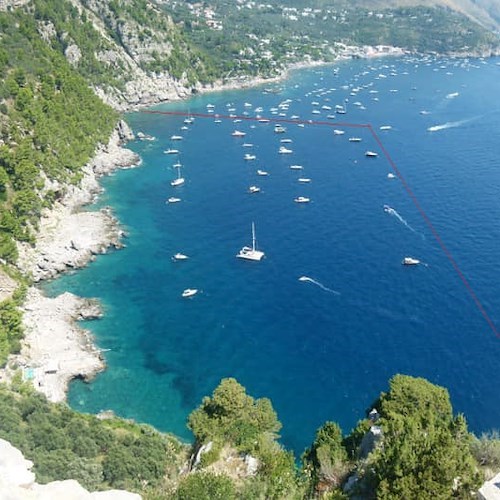 Il campo ormeggio che salva la posidonia: tutela e fruizione nell'AMP Punta Campanella