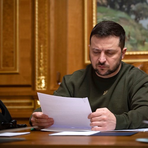 Il Financial Times nomina Zelensky "Persona dell'anno": «È un Churchill per l'era dei social»