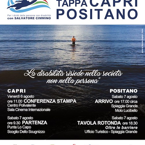 Il “Giro d'Italia a nuoto” passa per la Costiera Amalfitana: l’atleta senza gamba Salvatore Cimmino torna a Positano