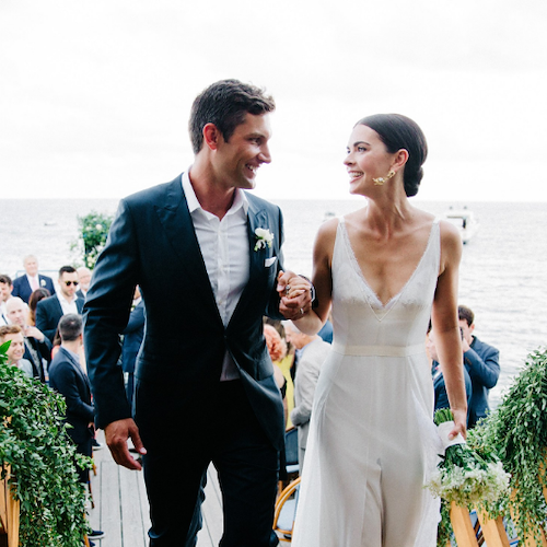 Il matrimonio da favola di Katie Lee e Ryan Biegel a Nerano raccontato da “Vogue”