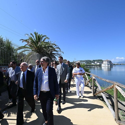 Il nuovo percorso naturalistico intorno al lago del Fusaro: da area abbandonata ad itinerario tra i più belli d’Italia