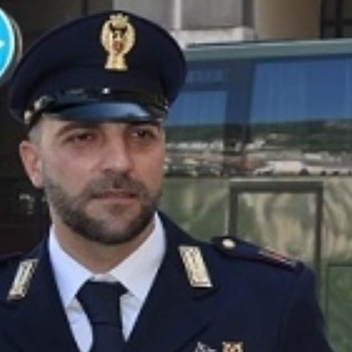 Il poliziotto Giacomo Calzaretta si toglie la vita sull'A2, dolore ad Oliveto Citra
