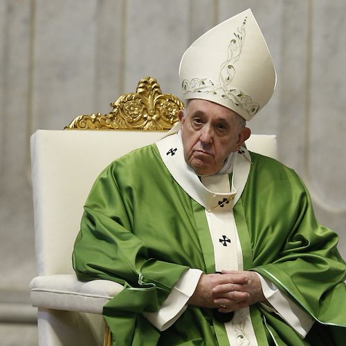 Il Vaticano dice no a benedizione unioni gay, Papa Francesco: «Non è discriminazione, è dottrina»
