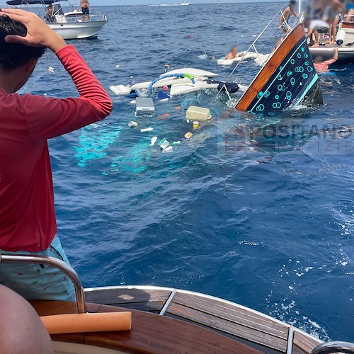 Imbarcazione affonda a Capri, tutti salvi gli occupanti 