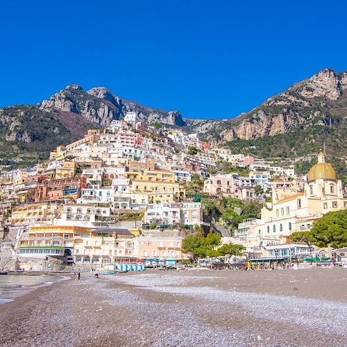 In Campania è SOS spiagge libere: il Report di Legambiente. Anche a Positano rischio di erosione fino a 100 metri