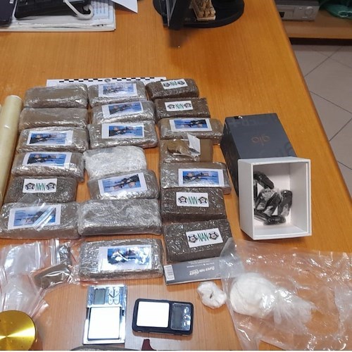 In casa con 2 kg di hashish, arrestato 20enne a Nocera Inferiore 