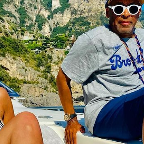In Costa d'Amalfi c'è Spike Lee, per il noto regista tappa di gusto a Nerano e gita in barca tra Amalfi e Positano 