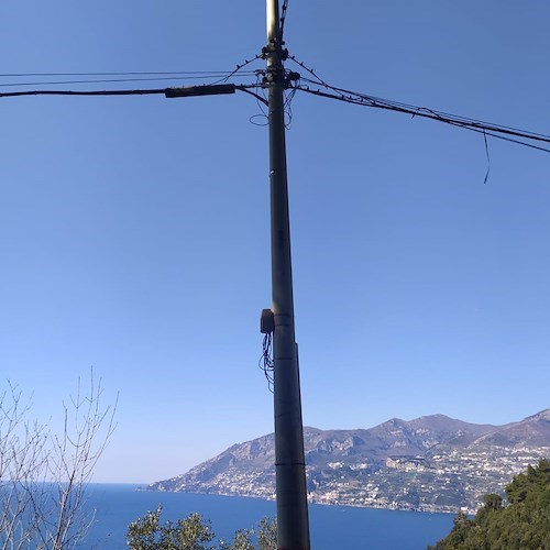 In Costa d’Amalfi Enel sta eliminando i cavi aerei e i tralicci “vista mare” per tutelare la bellezza del paesaggio