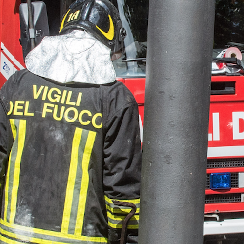 Incendio nel campo rom di Scampia, attivato monitoraggio ambientale