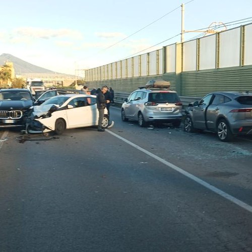 Incidente a Castellammare, coinvolte diverse auto: strada chiusa <br />&copy; " Charly 57 "