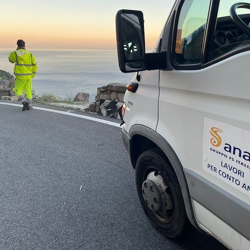 Incidente sulla Statale Amalfitana, tragedia sfiorata /Foto