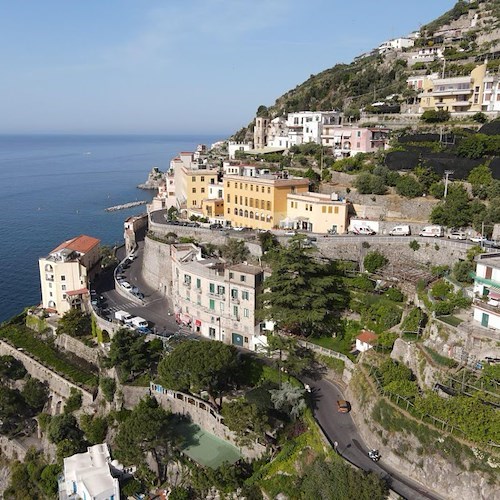 Increscioso episodio a Ravello, autista aggredisce vigilessa. La condanna del Comune 