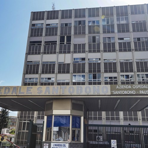 Ingerisce droga e si sente male: bimba di due anni ricoverata al Santobono di Napoli 
