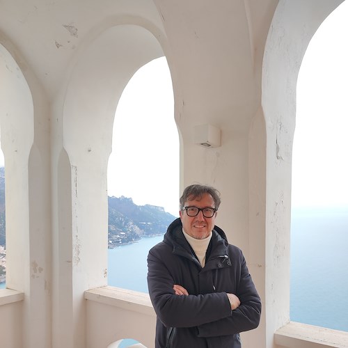 “Io, la Campania”, il giornalista Paolo Romano presenta il suo volume a “La Rondinaia” di Ravello