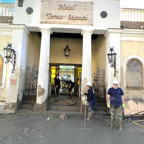 Ischia, tra le 8 vittime accertate c'è anche un neonato. Si cercano i 4 dispersi 