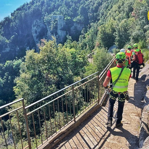 «Istituire punto di primo soccorso sul Sentiero degli Dei», l'appello di Vietri e Iannone (FdI) dopo i numerosi incidenti 