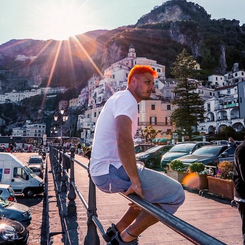 Javier "Chicharito" Hernández continua la sua vacanza tra Amalfi e Positano a bordo del Twister Two di Amalfi Charter /Foto
