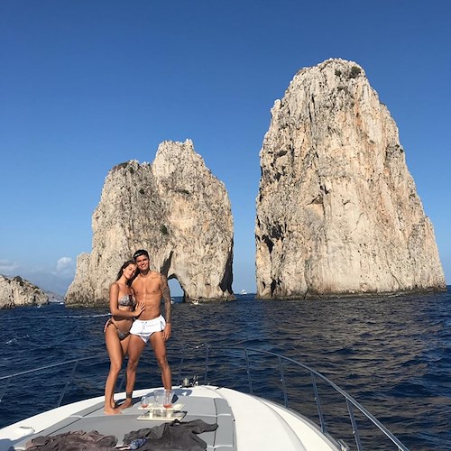Joaquin Correa sceglie Positano Luxury Boats per vivere la Costa d'Amalfi e Capri