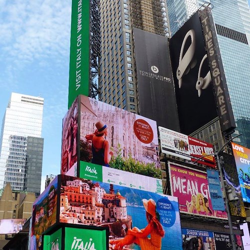 L’Italia a Times Square: fino al 15 gennaio 2020 la campagna pubblicitaria su grandi schermi digitali