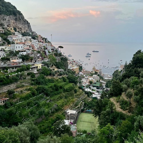 La Chiesa festeggia San Giovanni Battista. profeta e martire. Meteo: sereno o poco nuvoloso. Good Morning Amalficoast