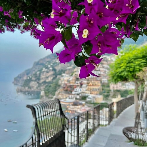La Chiesa festeggia San Paolino, vescovo. Meteo: soleggiato. Good Morning Amalficoast