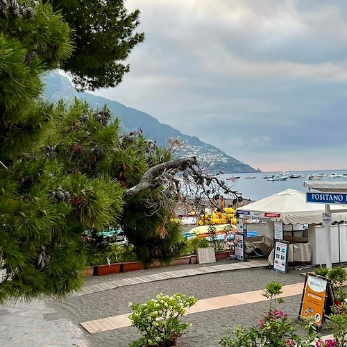 La Chiesa ricorda la Beata Maria Vergine di Fatima. Meteo: nuvolosità variabile. Good Morning Positano