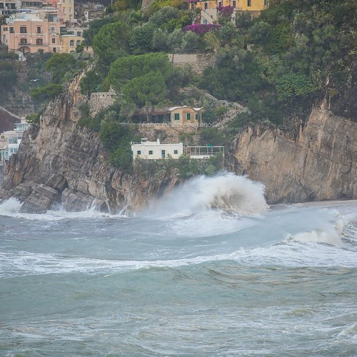 La Chiesa ricorda San Clemente I Romano. Meteo: sereno o poco nuvoloso. Good Morning Positano