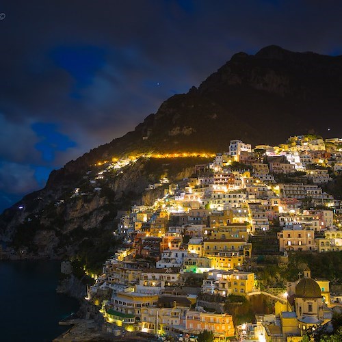 La Chiesa ricorda San Costantino, re. Meteo: nuvoloso. Good Morning Positano