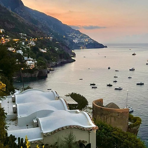 La Chiesa ricorda Santa Monica. Meteo: nuvolosità variabile. Good Morning Amalficoast
