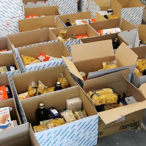 La grande solidarietà dei positanesi: aziende locali donano cibo per aiutare famiglie in difficoltà