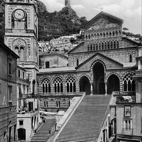 La lotta politica ad Amalfi all’inizio del Novecento, quei colpi di revolver in Piazza Duomo