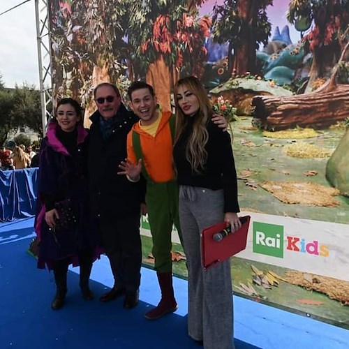 La Melevisione fa tappa a Pompei, successo per lo spettacolo di Carnevale con Milo Cotogno