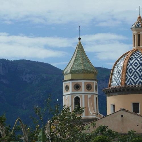 La nuova pubblicazione del Centro di Cultura e Storia Amalfitana racconta lo sviluppo di Praiano dall'antichità ad oggi