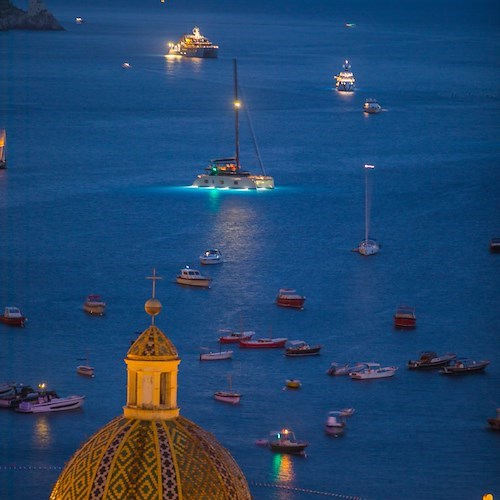 La Superluna del Cervo fotografata a Positano: i suggestivi scatti di Fabio Fusco