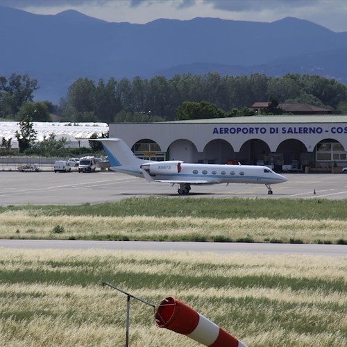 Lavori all'Aeroporto Salerno-Costa d'Amalfi, attivato l'impianto di pubblica illuminazione