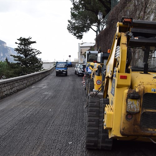 Lavori di rifacimento asfalto: dal 2 marzo sensi unici alternati a Positano e Conca dei Marini