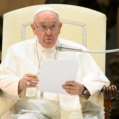 Lavoro, Papa Francesco a Confindustria: «Basta donne incinte mandate via, pagare le tasse è forma di condivisione»